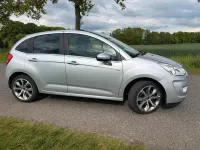 Usado Citroën C3 Exclusive 120 CV (88 kW) 2011 Plateado Utilitario