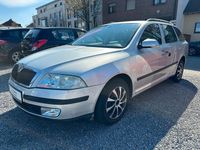 Gebraucht Skoda Octavia Ambiente 102 PS (75 kW) 2005 Silber Kombi