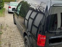 Gebraucht VW Caddy 102 PS (75 kW) 2016 Schwarz Van / Kleinbus