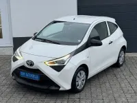 Gebraucht Toyota Aygo 72 PS (52 kW) 2019 Weiß Kleinwagen