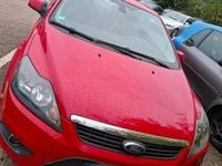 Gebraucht Ford Focus Cabriolet Titanium 145 PS (106 kW) 2008 Rot Cabrio