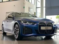 Używany BMW i4 Performance 400 kW (544 KM) 2023 Niebieski Sedan/Limuzyna