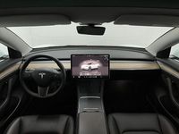 Gebraucht Tesla Model 3 366 kW (498 PS) 2022 Pearl white multicoat (metallic) Limousine