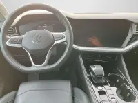 Gebraucht VW Touareg Basis 286 PS (210 kW) 2025 Siliziumgrau metallic (metallic) SUV