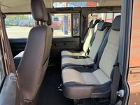 Gebraucht Land Rover Defender 132 PS (97 kW) 2011 Braun SUV