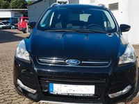 Gebraucht Ford Kuga Trend 150 PS (110 kW) 2016 Schwarz SUV