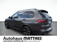 Gebraucht BMW X7 M Sport 340 PS (250 kW) 2022 Grau SUV