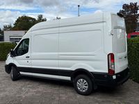 Gebraucht Ford Transit Trend 131 PS (96 kW) 2024 Weiß Van / Kleinbus