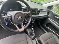 Gebraucht Kia Rio 84 PS (61 kW) 2017 Weiß Limousine
