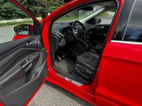 Gebraucht Ford Kuga 180 PS (132 kW) 2015 Rot SUV