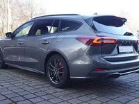 Usata Ford Focus ST-Line 155 CV (114 kW) 2023 Grigio Berlina