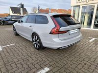 Gebraucht Volvo V90 Plus 257 PS (189 kW) 2024 Vapour grey / metallic Kombi