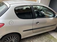 Gebraucht Peugeot 206 Filou 60 PS (44 kW) 2002 Limousine