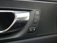 gebraucht Volvo XC60 B4 (Diesel) AWD R-Design (EURO 6d-TEMP) Klima