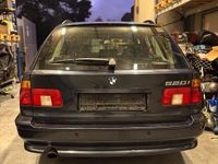 Gebraucht BMW 520 170 PS (125 kW) 2002 Blau Kombi