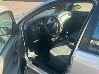 Second-hand Ford Focus 90 CP (66 kW) 2004 Gri Break