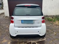 Gebraucht Smart ForTwo Coupé 71 PS (52 kW) 2014 Weiß Coupé