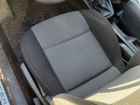 Second-hand VW Golf IV 75 CP (55 kW) 2003 Negru Berlinǎ