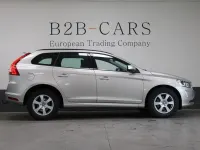 Używany Volvo XC60 Kinetic 150 KM (110 kW) 2017 Beżowy SUV