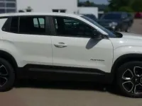 Gebraucht Jeep Avenger Altitude 101 PS (74 kW) 2023 Snow white SUV