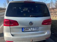 Gebraucht VW Touran Highline 140 PS (102 kW) 2011 Silber Van / Kleinbus