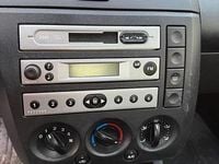 Gebraucht Ford Fiesta 60 PS (44 kW) 2004 Kleinwagen