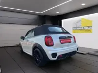 Używany Mini John Cooper Works 231 KM (169 kW) 2018 Srebrny Hatchback