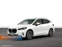 Gebraucht BMW 220 Active Tourer Luxury Line 156 PS (114 kW) 2025 Alpinweiss Van / Kleinbus