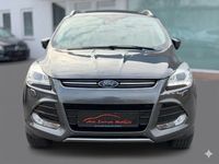 Gebraucht Ford Kuga Titanium 150 PS (110 kW) 2016 Grau SUV