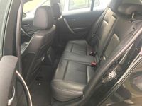 Gebraucht BMW 120 136 PS (100 kW) 2005 Schwarz Kleinwagen