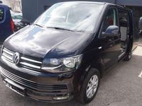 Gebraucht VW Transporter 150 PS (110 kW) 2019 Deep black perleffekt Van