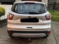 Gebraucht Ford Kuga 150 PS (110 kW) 2018 Silber SUV