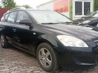 Gebraucht Kia Ceed 126 PS (92 kW) 2008 Schwarz Kleinwagen