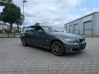 Gebraucht BMW 318 143 PS (105 kW) 2009 Grün Kombi