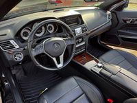 Gebraucht Mercedes E200 Avantgarde 184 PS (135 kW) 2013 Schwarz Cabrio