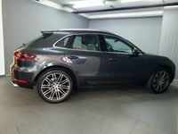 gebraucht Porsche Macan 2.0 PDK Panorama/AHK/ACC/Navi