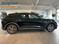 Gebraucht Ford Mustang Mach-E 216 kW (294 PS) 2023 Iridiumschwarz schwarz SUV