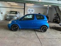 Gebraucht Toyota Yaris 87 PS (63 kW) 2003 Blau Kleinwagen