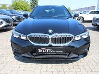 Gebraucht BMW 320 Advantage 190 PS (139 kW) 2021 Schwarz Kombi