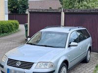 Usata VW Passat 131 CV (96 kW) 2003 Grigio Station wagon