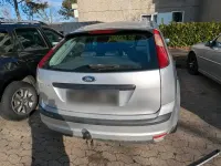 Gebraucht Ford Focus 100 PS (73 kW) 2005 Silber Limousine