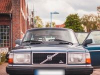 Usado Volvo 245 Basis 113 CV (83 kW) 1992 Azul Familiar