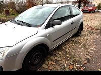 Gebraucht Ford Focus 101 PS (74 kW) 2005 Silber Kleinwagen