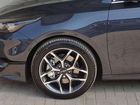 Gebraucht Kia Ceed 99 PS (72 kW) 2025 Pentametal Kleinwagen