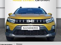 Neu Dacia Sandero Expression 110 PS (80 kW) 2026 Gelb Limousine