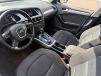 Second-hand Audi A4 Attraction 143 CP (105 kW) 2011 Negru Break