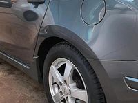 Gebraucht Hyundai i30 110 PS (80 kW) 2010 Grau Kombi