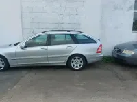 Gebraucht Mercedes 220 150 PS (110 kW) 2005 Silber Kombi