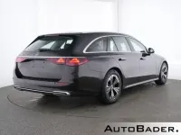 Gebraucht Mercedes 200 Avantgarde 204 PS (150 kW) 2025 197 lack obsidianschwarz (metallic) Kombi