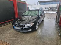 Gebraucht Volvo V70 Momentum 181 PS (133 kW) 2015 Schwarz Kombi